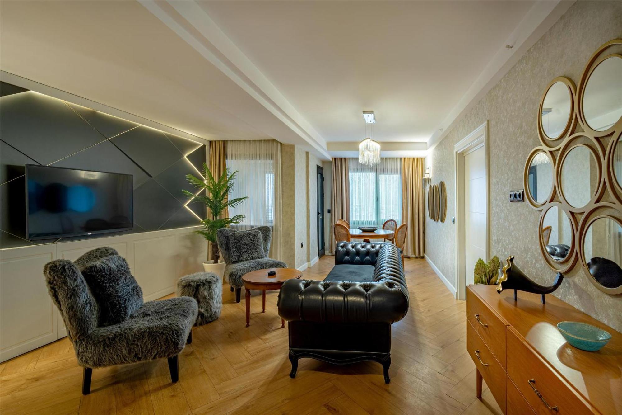 Mitte Port 4*